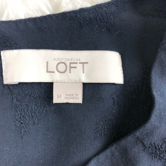 LOFT | Navy Ruffled Babydoll Floral Rayon Blouse M - Picture 3 of 7